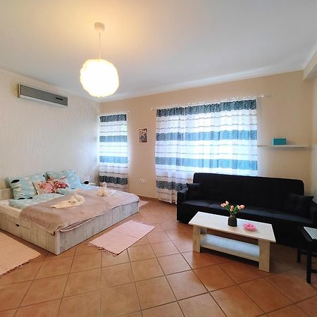 Jackpot Apartman Budapest Exterior foto